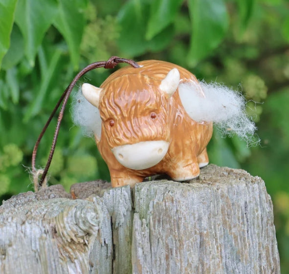 Hairie the Highland Cow nesting wool holder - FREE SHIPPING