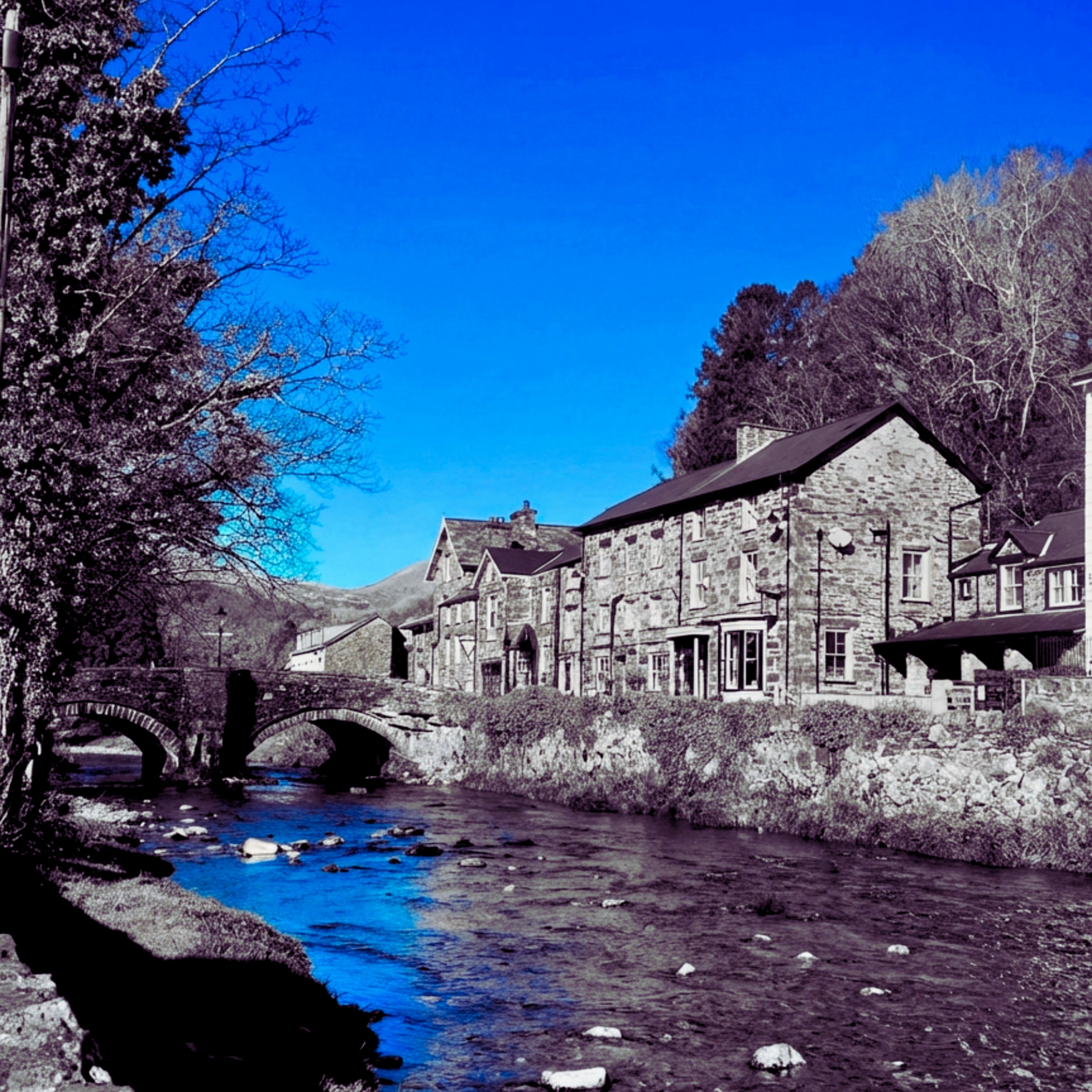 Beddgelert blue colour pop greetings card 150mm x 150mm